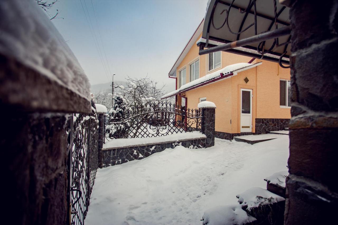 U Eli Hotel Polyana  Exterior photo